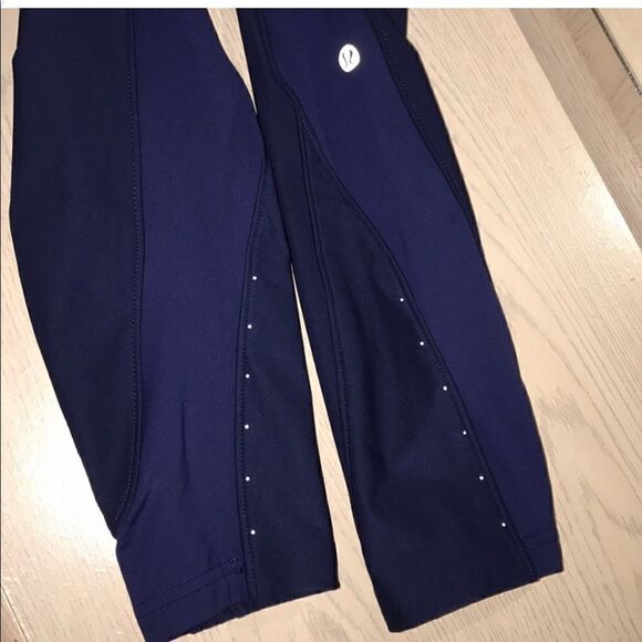 Lululemon Sleet Sprinter Tight
Hero Blue Size 6 / Excellent - Picture 8 of 8
